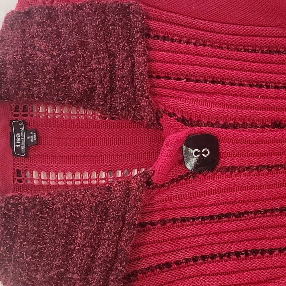 Y2K Lisa International Red Cardigan with A-Line Silhouette - Picture 3 of 5